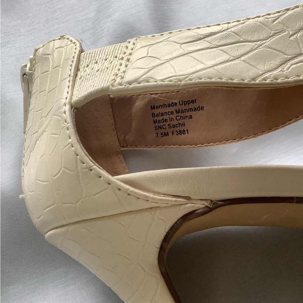 Style & co. Shoes - Picture 10 of 10